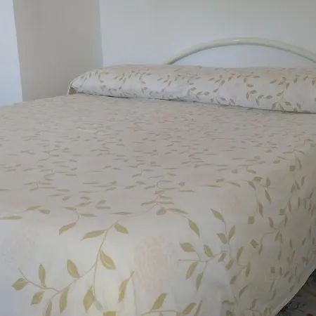 Villetta Con Terrazzo Vista Faraglioni * Capri