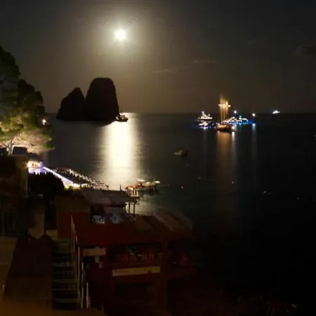 Сasa de vacaciones Villetta Con Terrazzo Vista Faraglioni