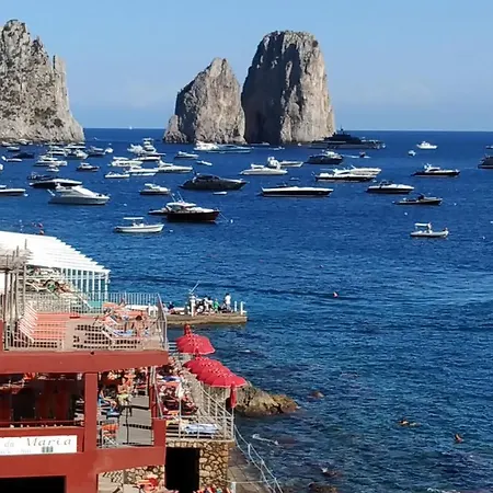 Сasa de vacaciones Villetta Con Terrazzo Vista Faraglioni Capri